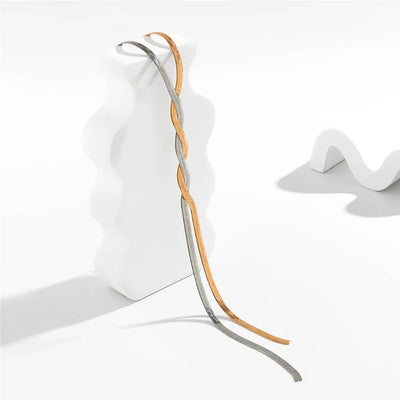 Collar serpiente elegante