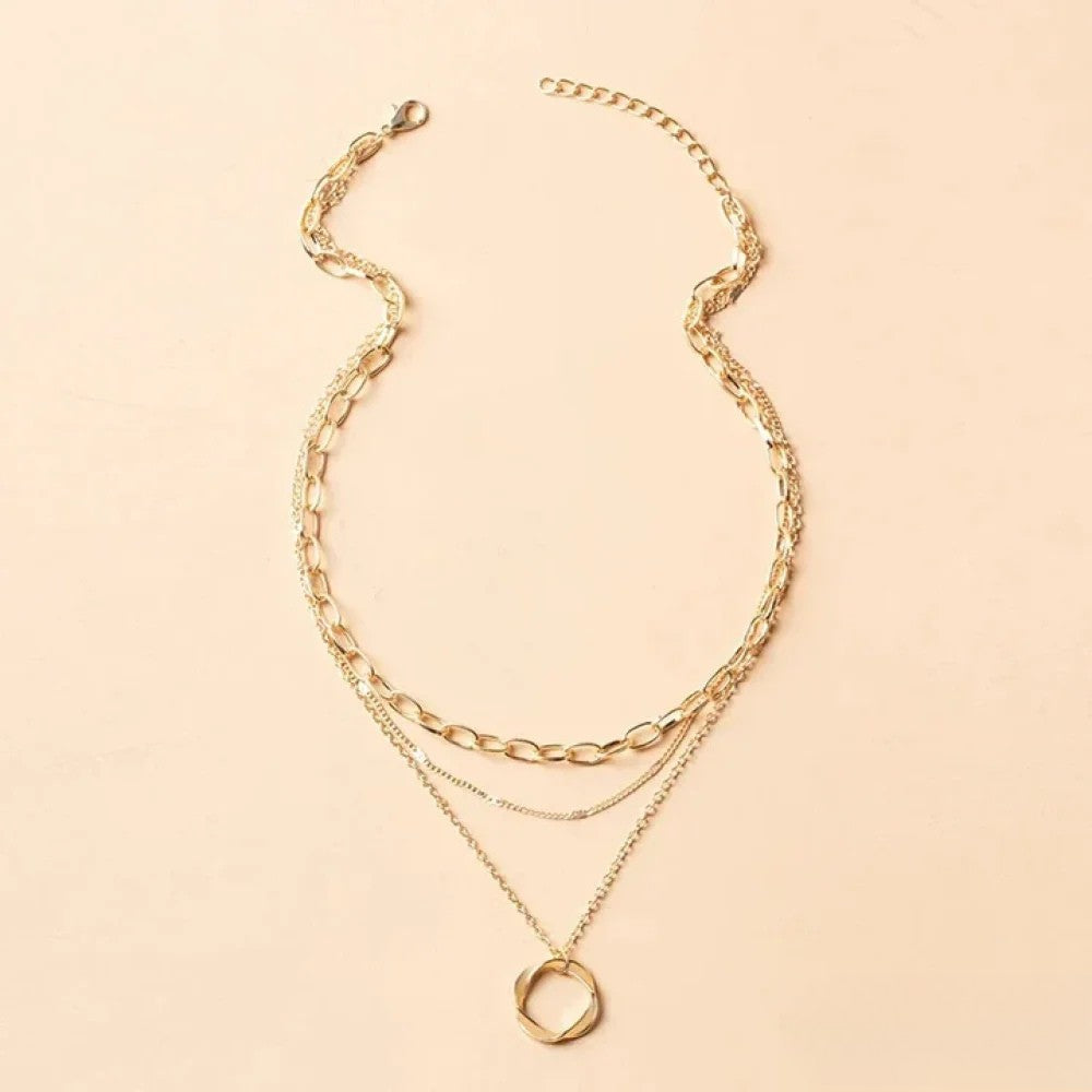 Retro – Collar dorado en capas