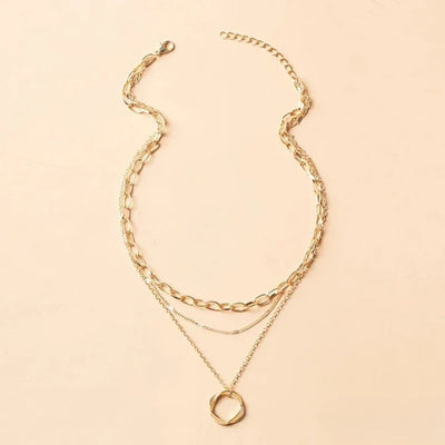 Retro – Collar dorado en capas